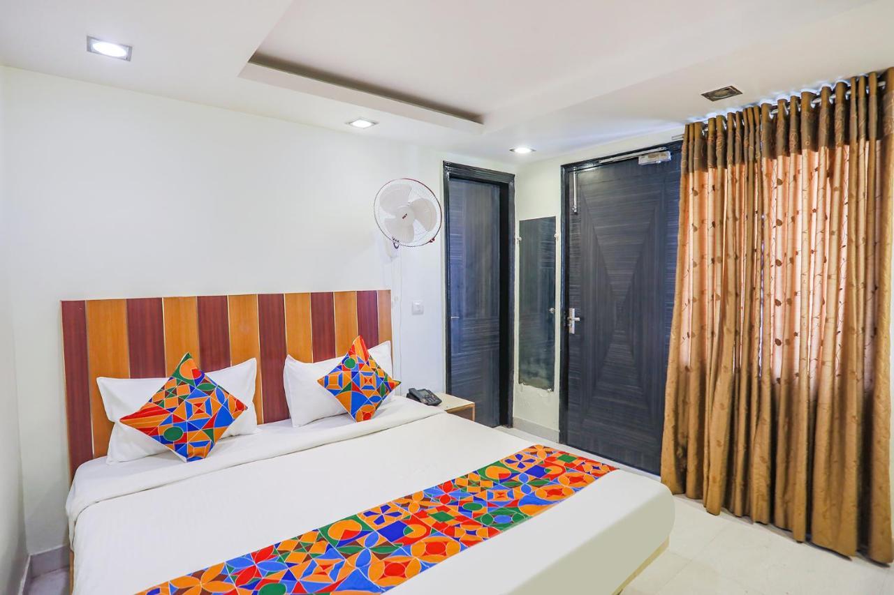 Fabhotel Trio Continental Patel Nagar 뉴델리 외부 사진