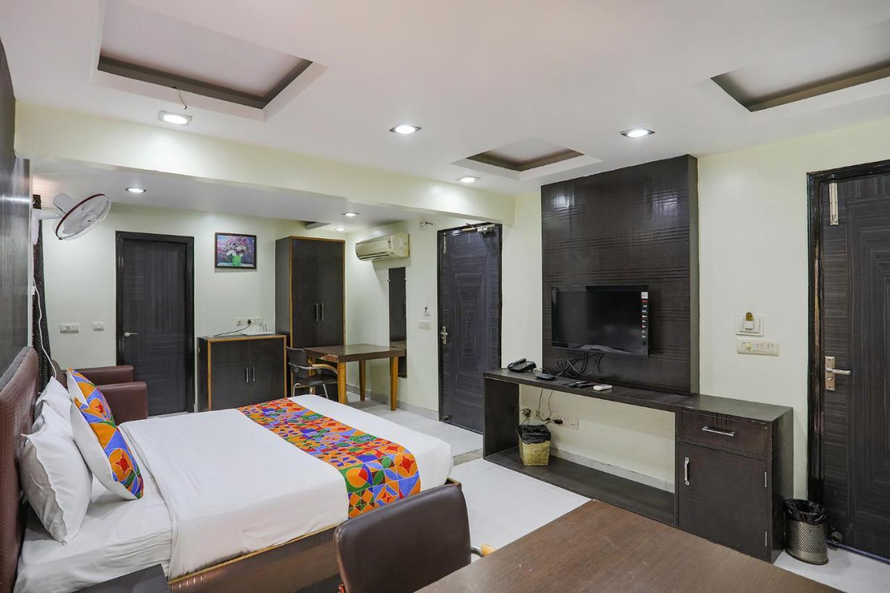 Fabhotel Trio Continental Patel Nagar 뉴델리 외부 사진